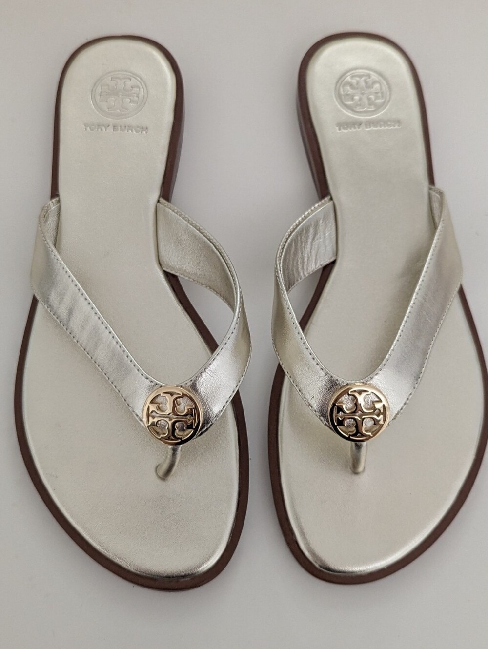 EUC! Tory Burch Benton Thong Metallic Calf Leather Sandal In Spark Gold Size 7